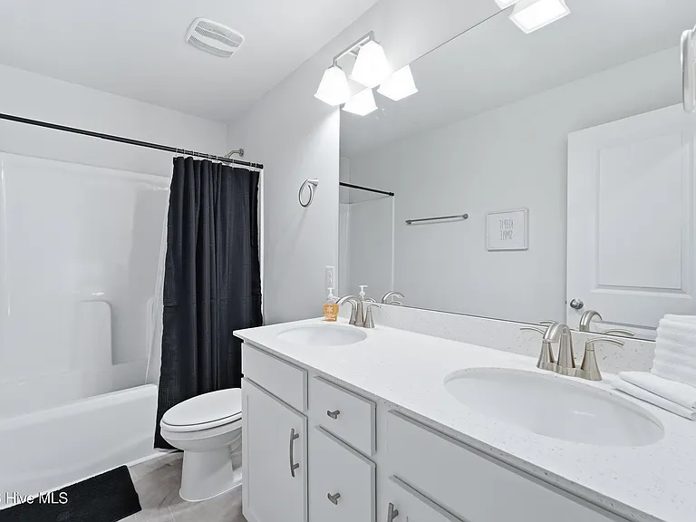 104 Harvest Bluff Ln — Photo 18
