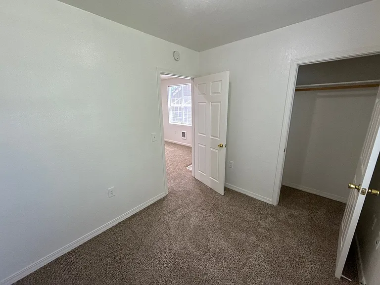 647 Columbia St NE #647 — Photo 8