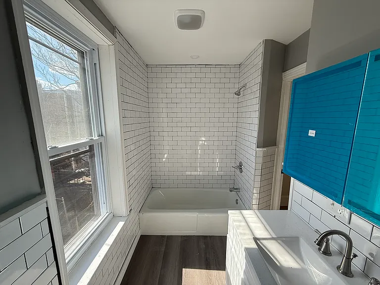 5116 Folsom St — Photo 14