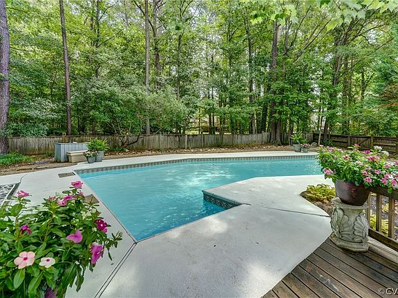 5th image of 1911 Tunbridge Dr