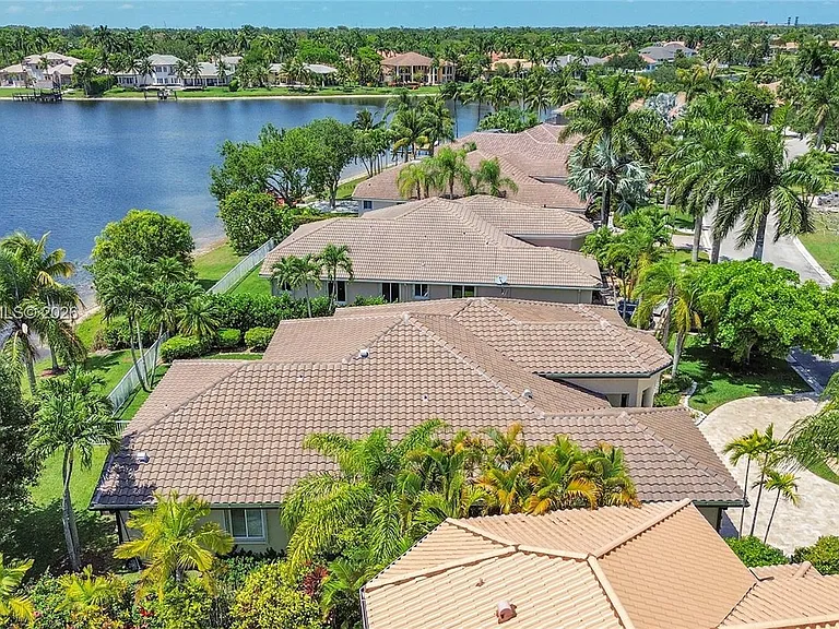 512 NW 120th Dr — Photo 45