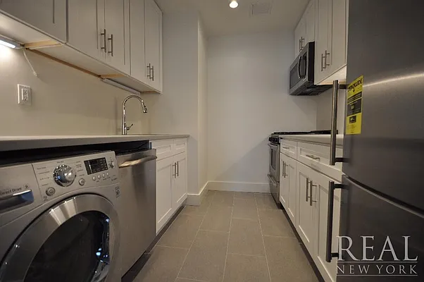 Rented by REAL New York | media 25