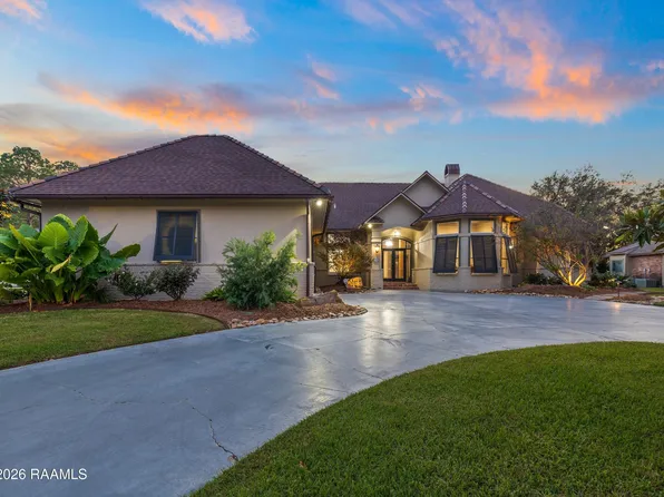204 Inverness Ln, Broussard, LA 70518