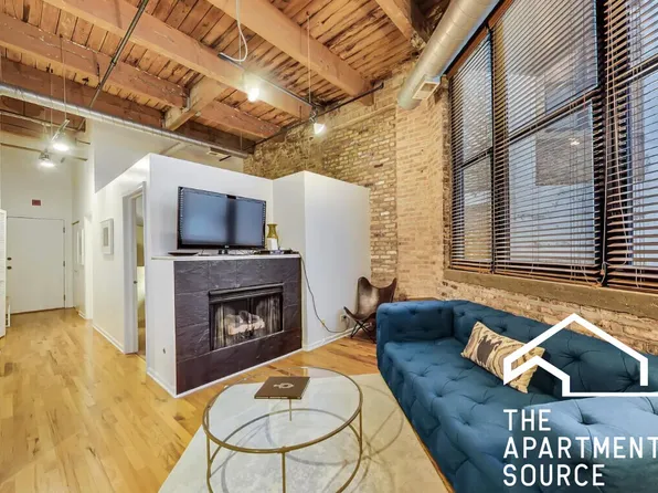 215 N Aberdeen St Unit 201B, Chicago, IL 60607