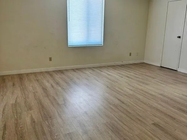 4920 Stanley Ave #3, Las Vegas, NV 89115