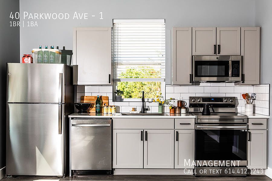 1st image of 40 Parkwood Ave #1