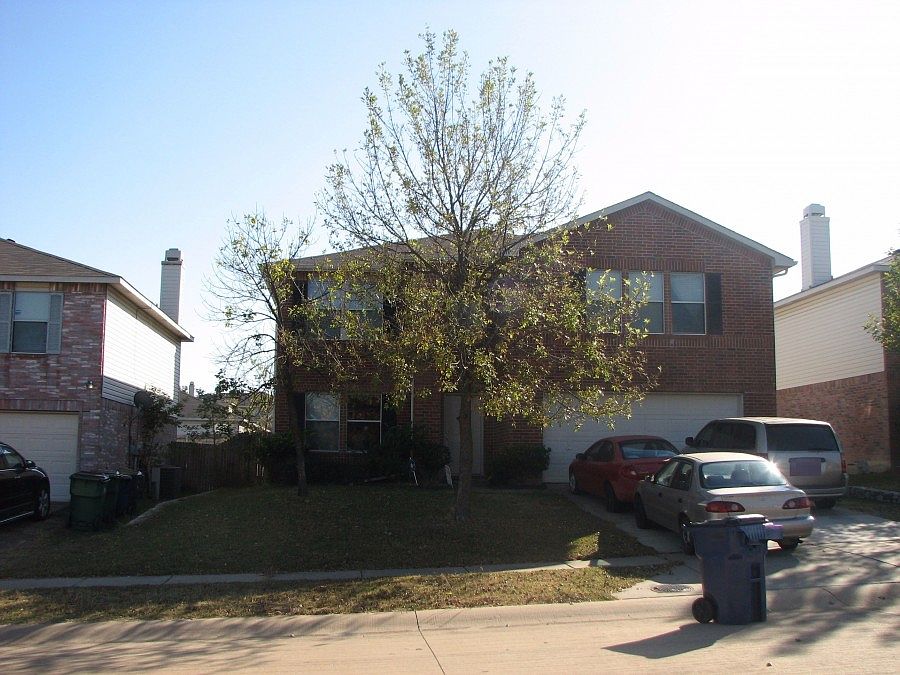 1st image of 2517 Lake Meadow Dr