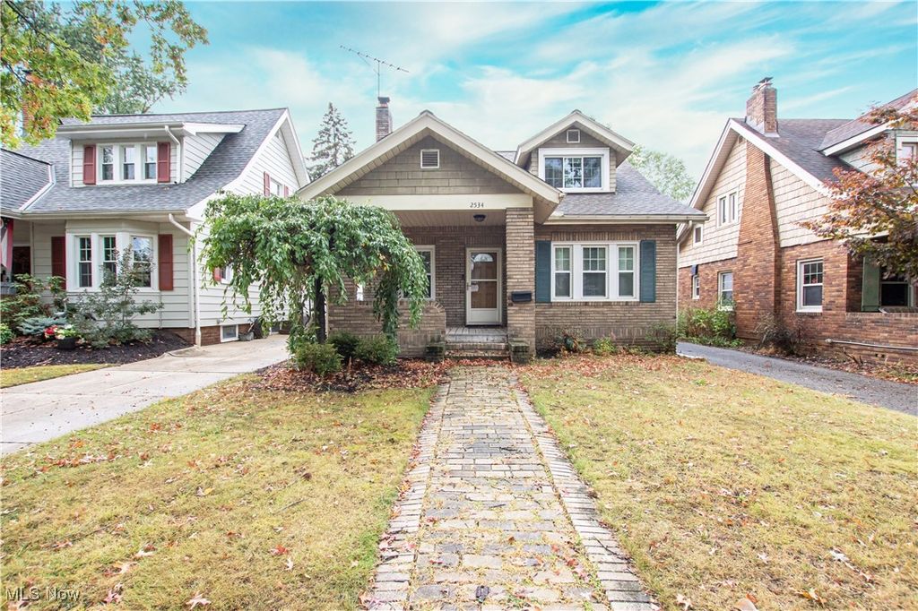 Real estate listing image