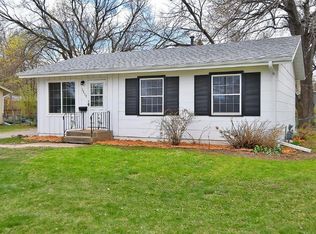 1213 Home Pl, Faribault, MN 55021