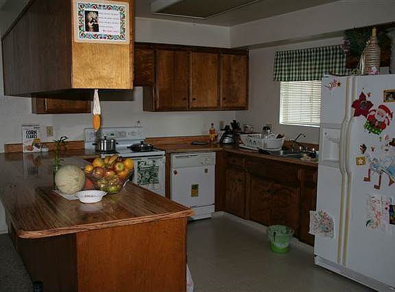 3rd image of 1207 Randolph Dr