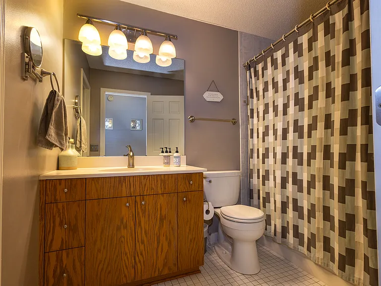 2388 Windsor Ln — Photo 14