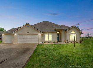 14097 S 19th St, Bixby, OK 74008