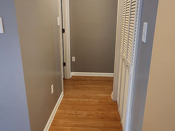 3rd image of 522 Crittenden St #A