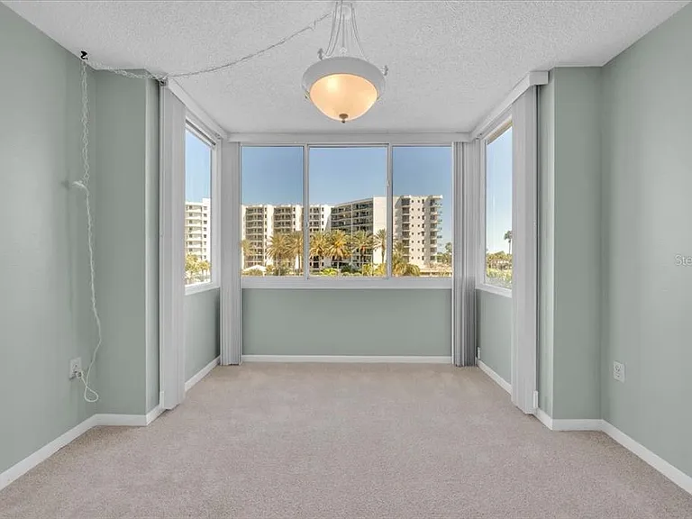 660 Island Way #301 — Photo 5