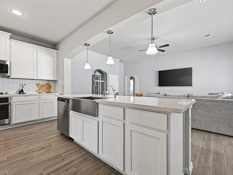 11676 Whirlaway Dr — Photo 15