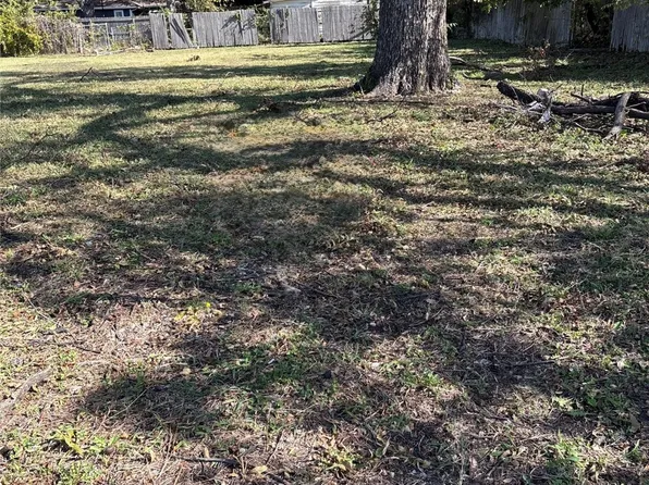 2841 8th Ave, Fort Worth, TX 76110