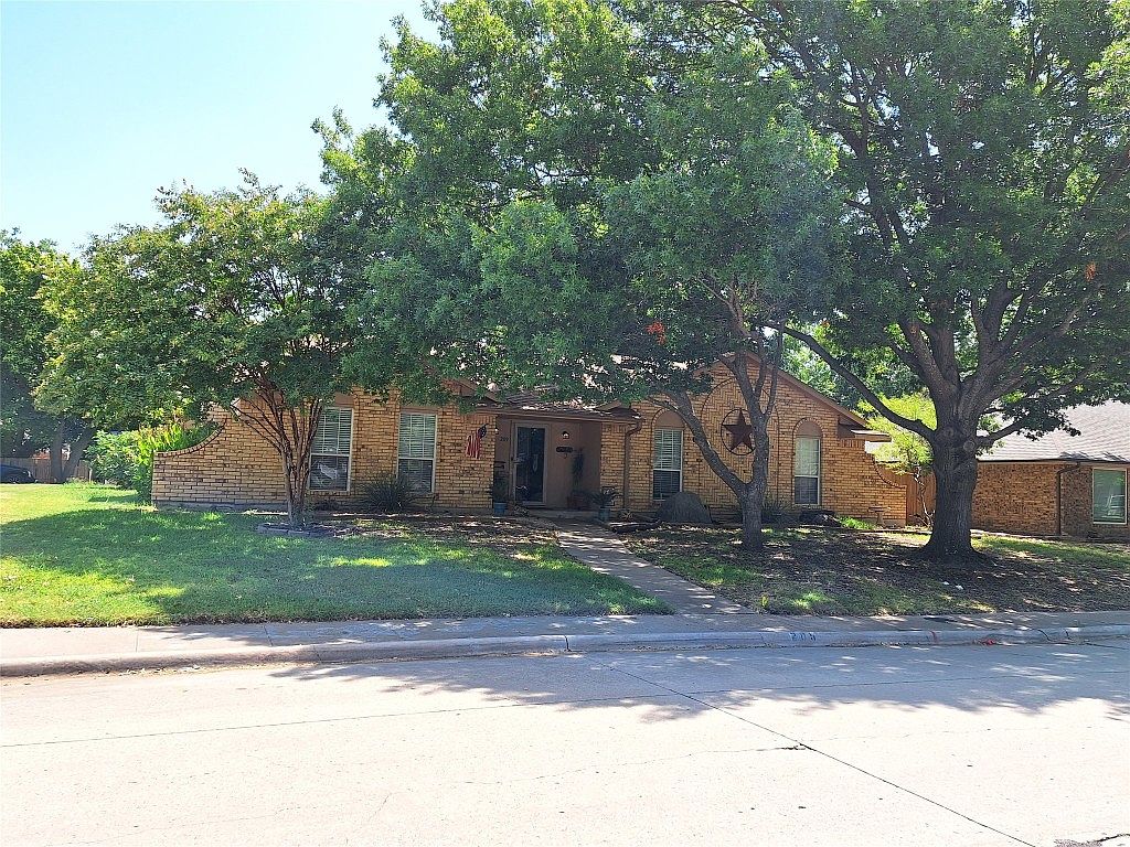 209 Sagebrush Ln, Waxahachie, TX 75165 MLS 20393201 Zillow