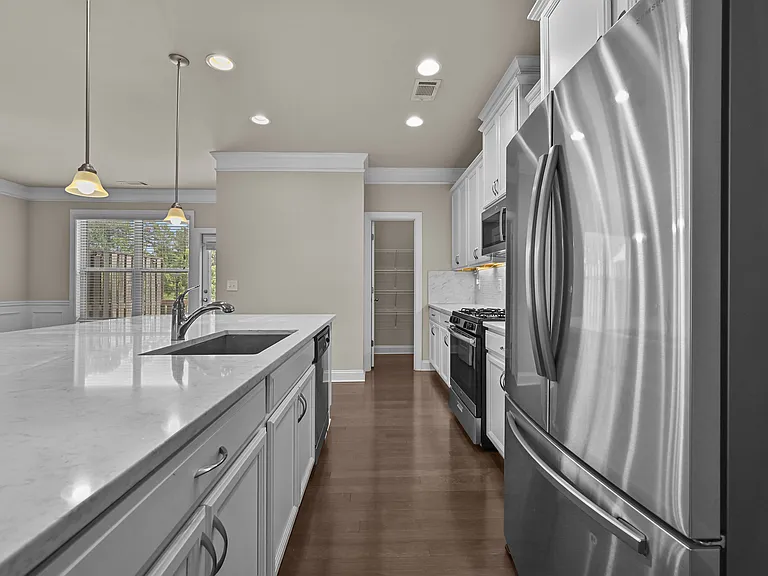 2489 Village Park Bnd — Photo 11