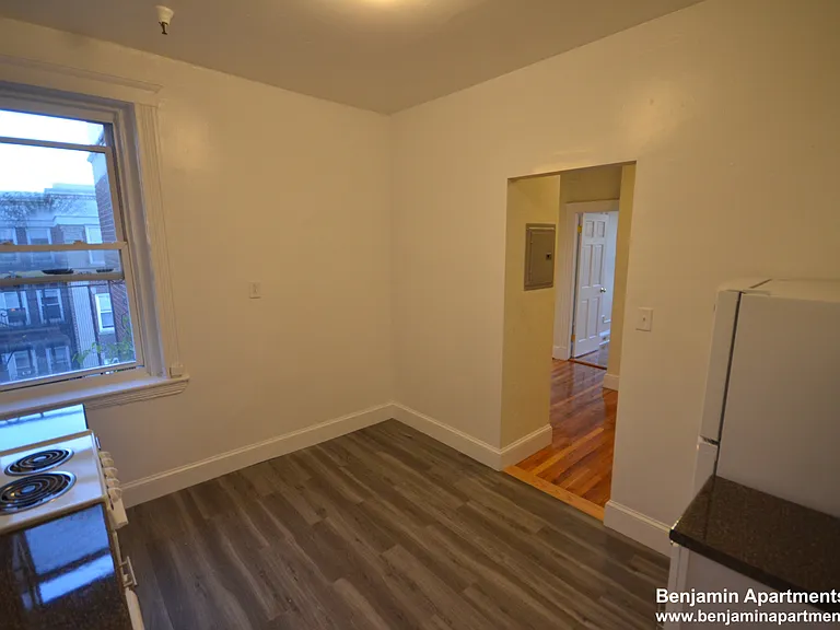 1800 Commonwealth Ave #32 — Photo 11