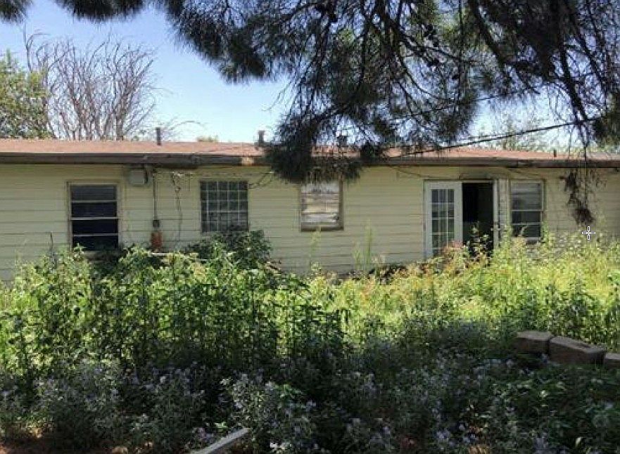 2nd image of 4002 Anetta Dr