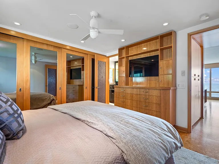 1219 Coast Blvd #6 — Photo 9