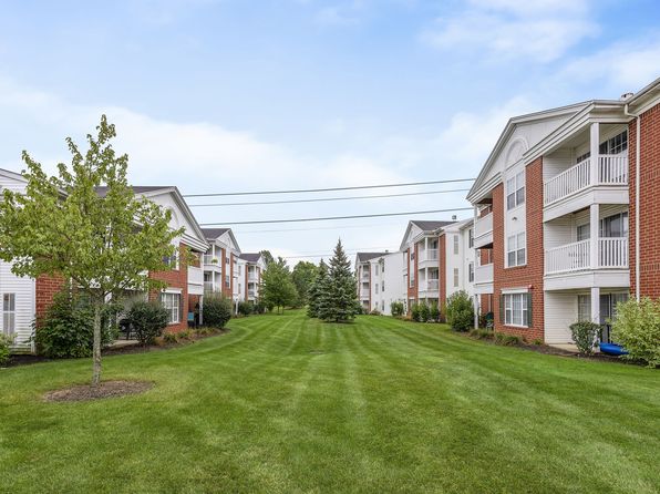 201 Eaton Ridge Dr #104