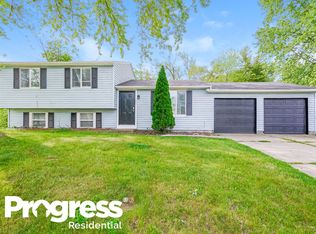 1227 Ridgepointe Dr, Indianapolis, IN 46234