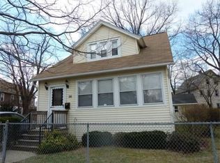 26 Palm St, Springfield, MA 01108