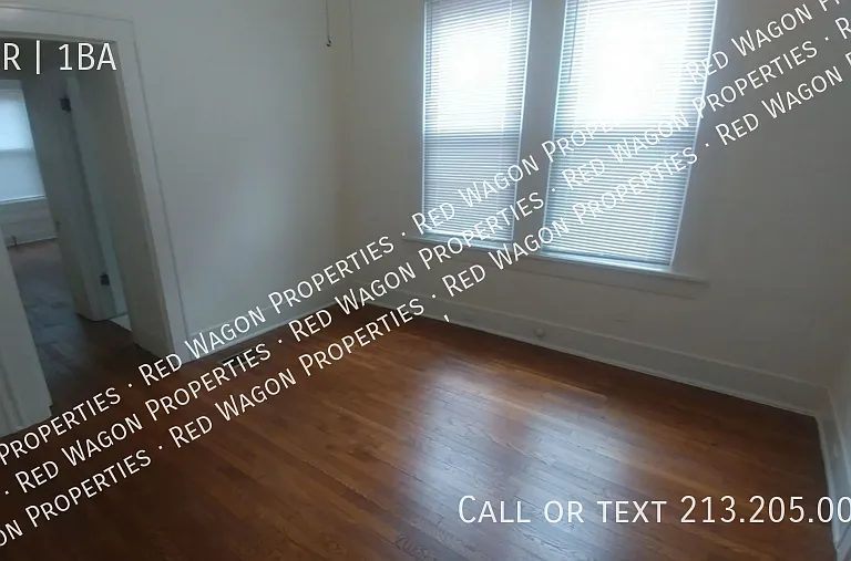 411 W Mistletoe Ave #411 — Photo 14