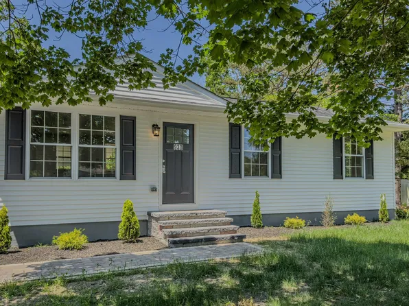 930 Charles St, Vineland, NJ 08360