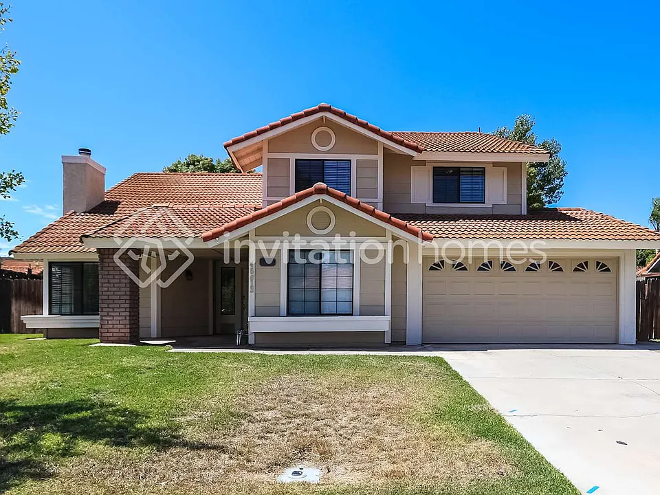 45613 Clubhouse Dr