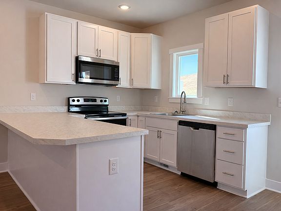 5th image of 1013 Seth Dr APT 305