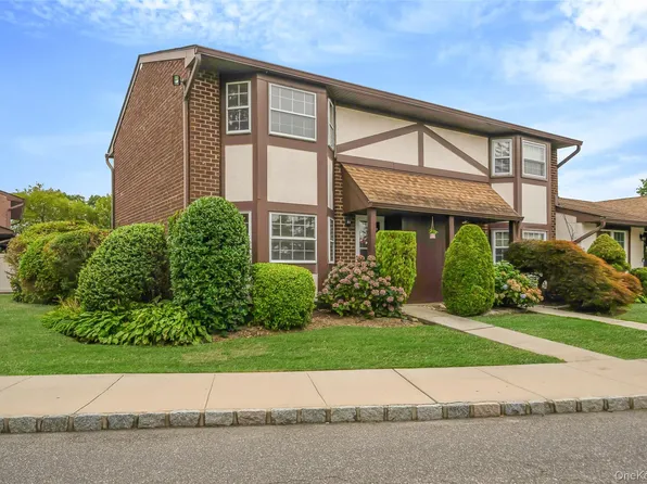 96 Quail Run Drive, Deer Park, NY 11729