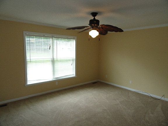 5th image of 5242 Western Hills Ct