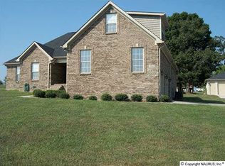 350 Cobb Rd, Arab, AL 35016