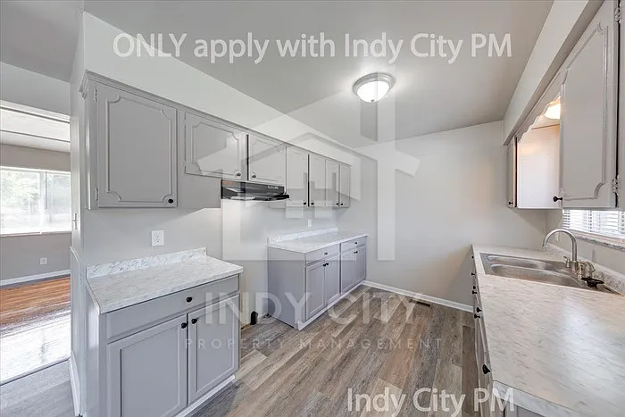 1707 Temperance Ave — Photo 12