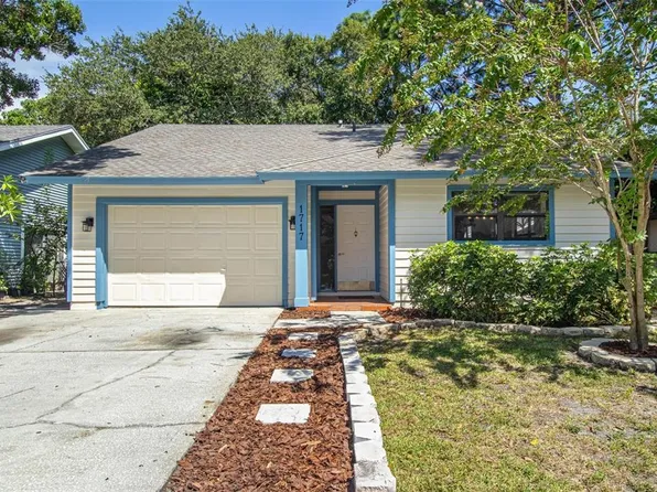 1717 Needles Ln E, Largo, FL 33771