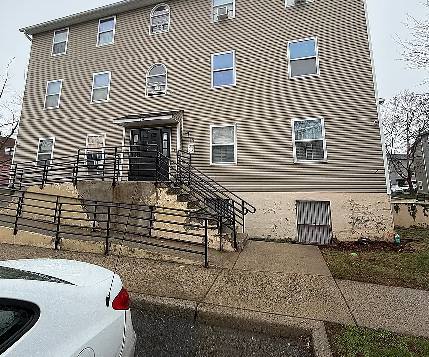 353 S 6th St #2A