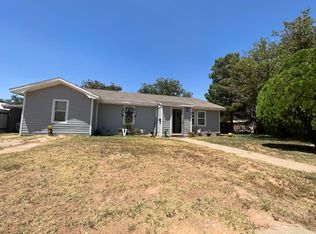 606 12th St, Odonnell, TX 79351