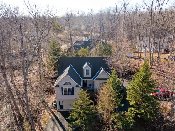 15 Woodlawn Dr, Palmyra, VA 22963