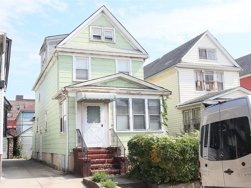 2nd image of 4249 78th Street