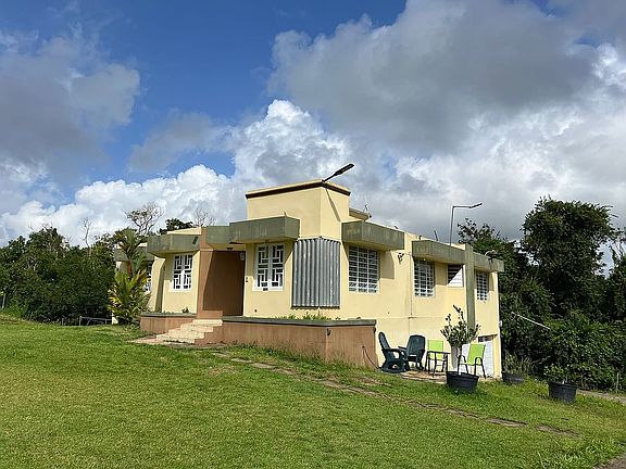 Corner view