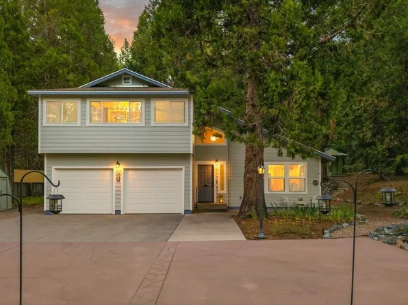 704 S Washington Dr, Mount Shasta, CA 96067