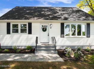 11 James Ln, Troy, NY 12182