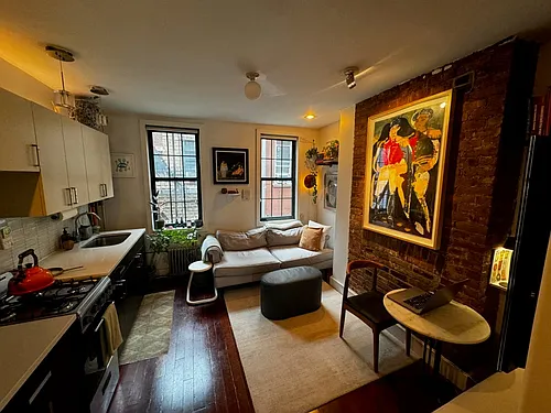 16 Stagg St #2LR Photo 1