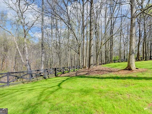 3rd image of 2435 Southers Cir
