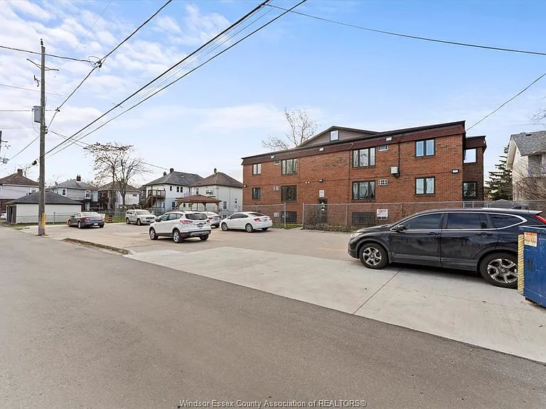 1160 Howard Ave #101 — Photo 23