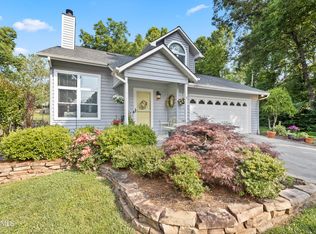 9920 Lani Ln, Knoxville, TN 37932