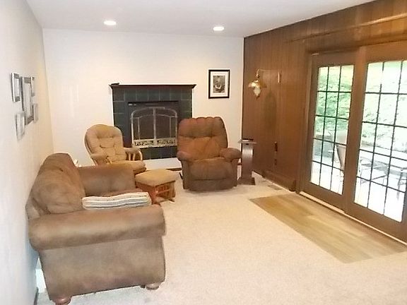 5th image of 110 Sycamore Dr