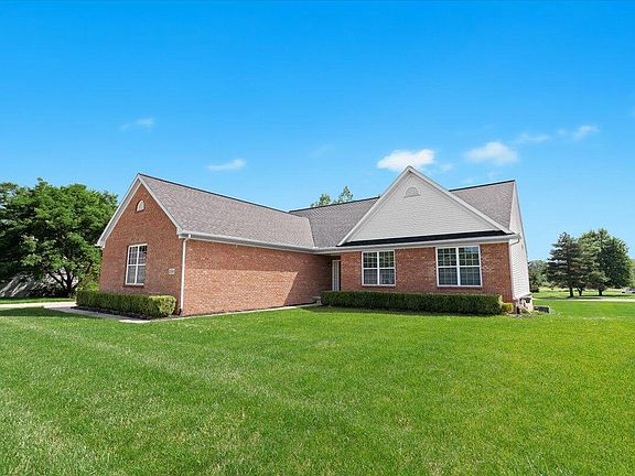 2nd image of 27408 Pond Dr
